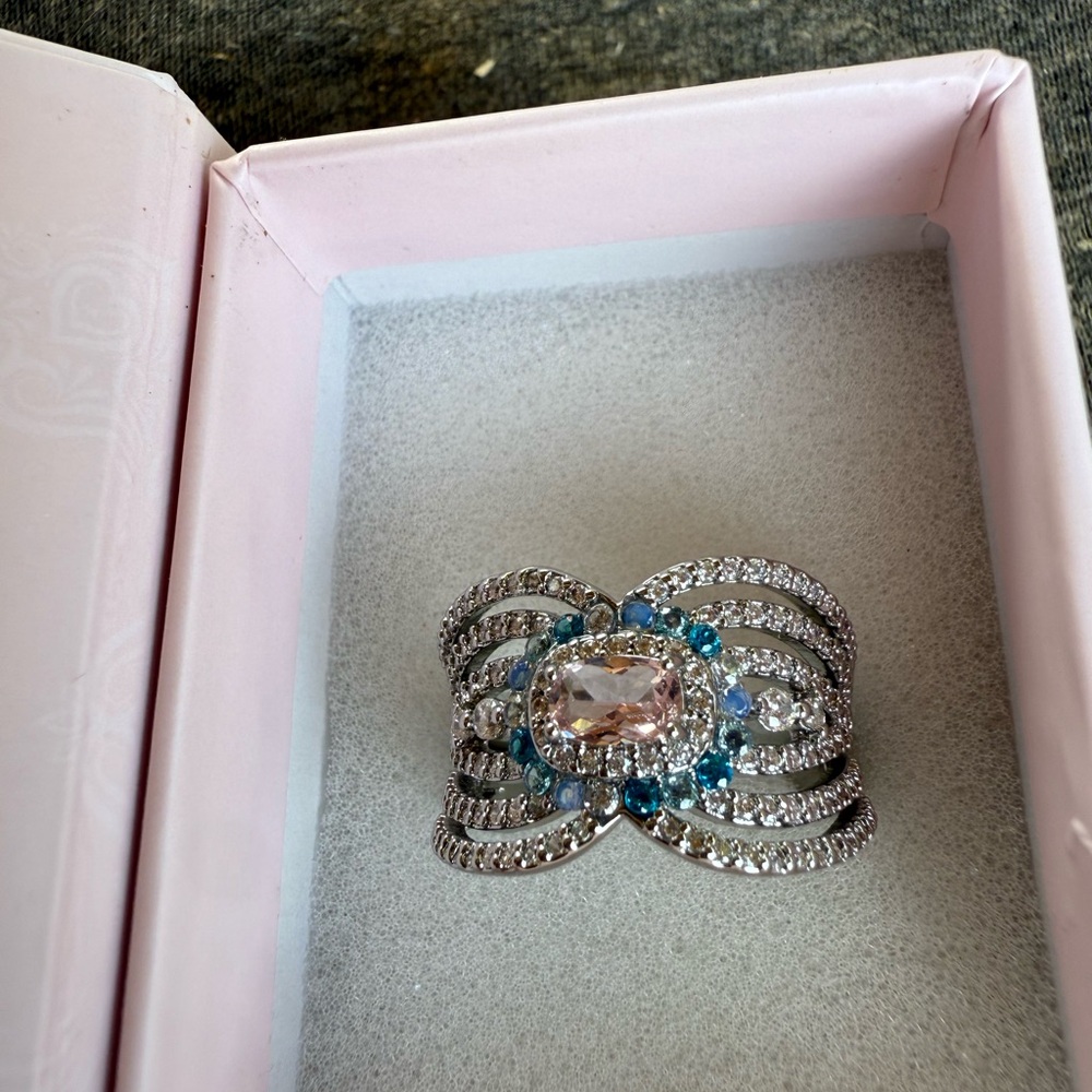 Sophisticated Silver and Blue Infinity Ring